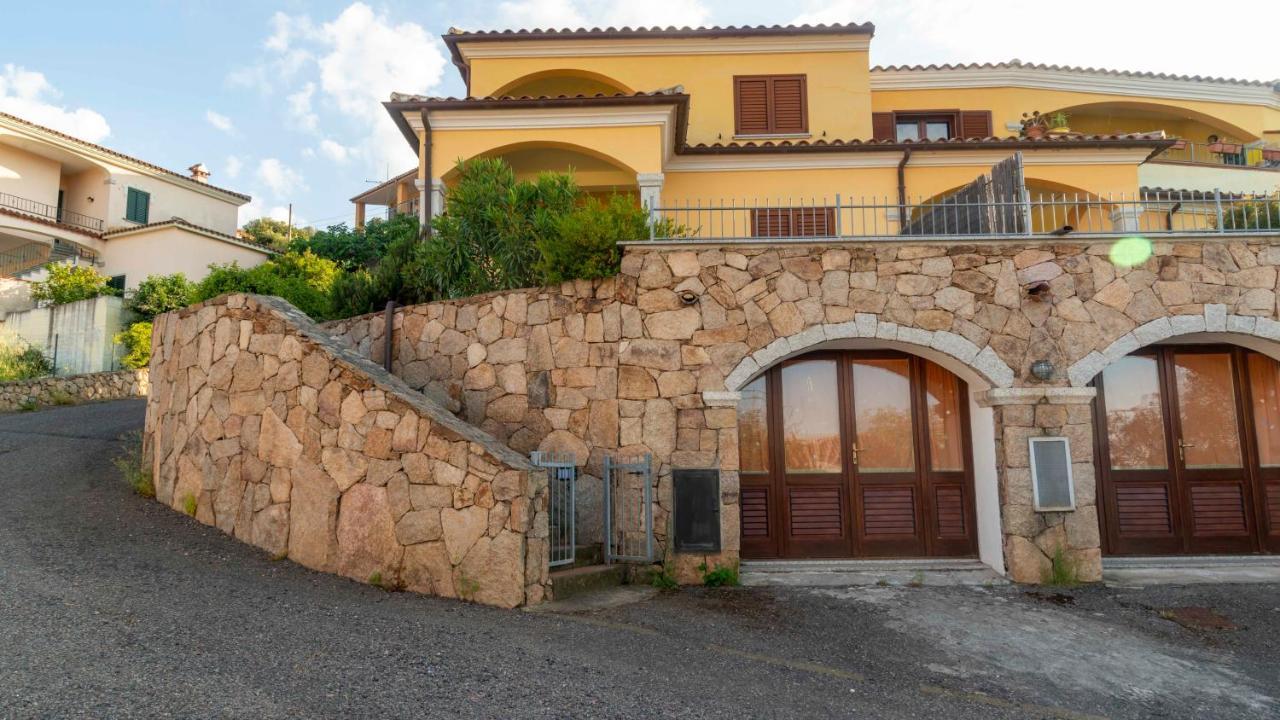 Casa Vacanze Solita Budoni Exterior photo