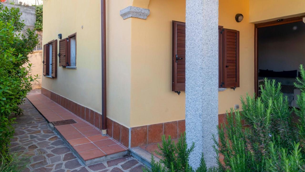Casa Vacanze Solita Budoni Exterior photo